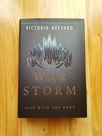 War storm - Victoria Aveyard, Wojenna burza po angielsku