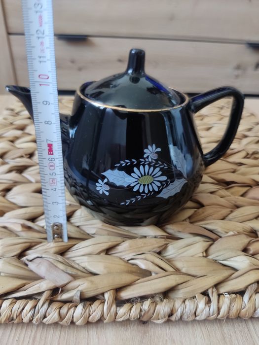 Porcelanowy imbryczek