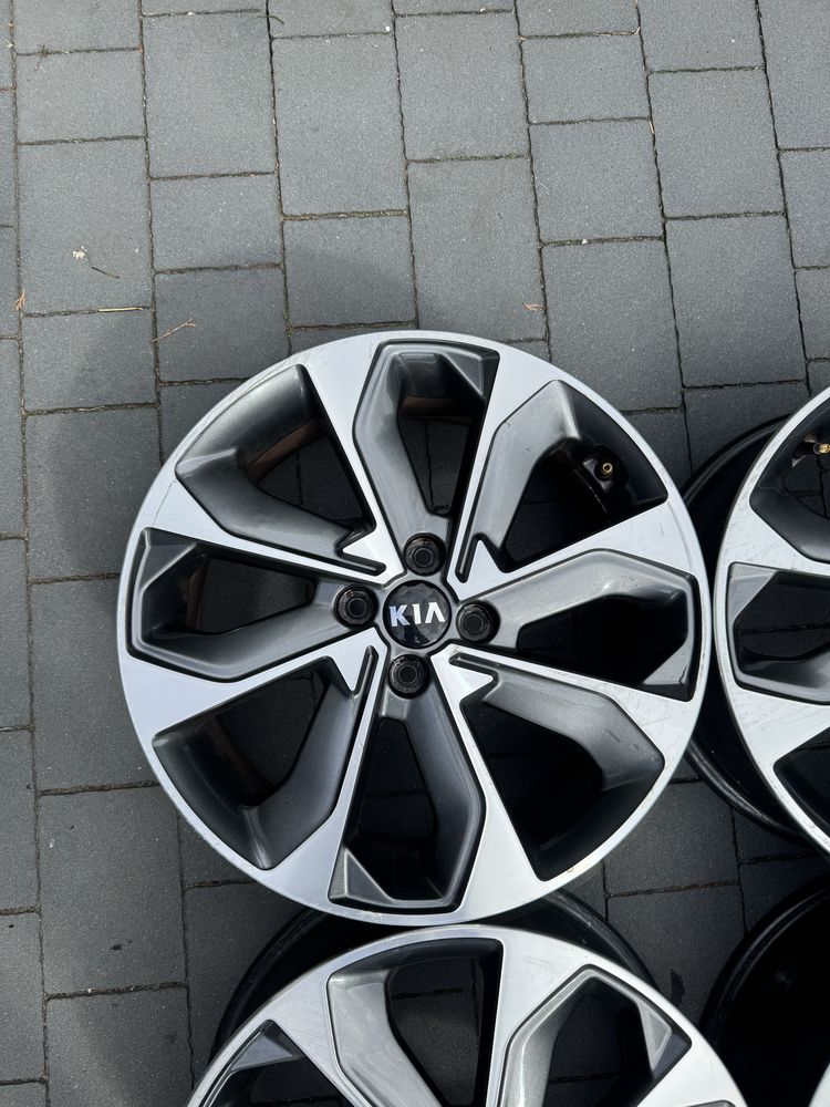 Oryginalne felgi Kia 4x100 17cali Rio,Stonic