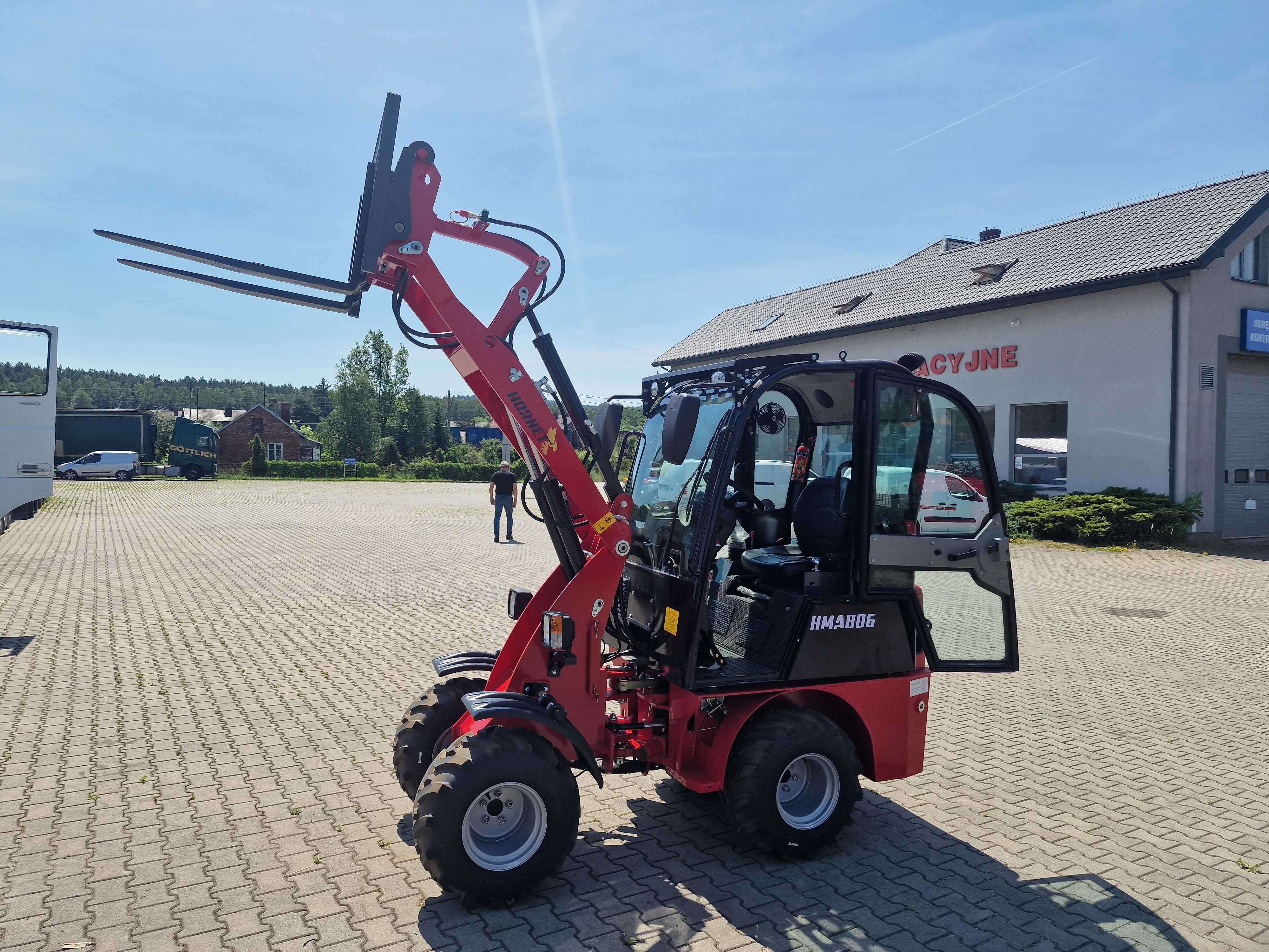 Ładowarka przegubowa mini  Hornet 806