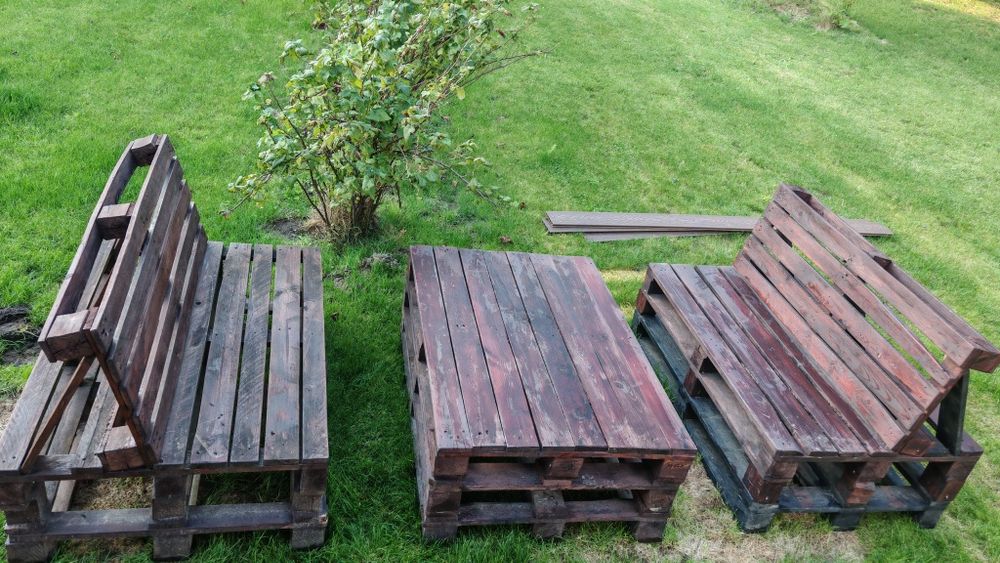 Komplet mebli ogrodowych z palet