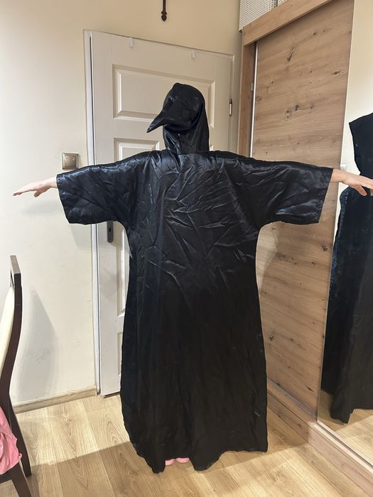 Peleryna z kapturem i rękawami, długa czarna