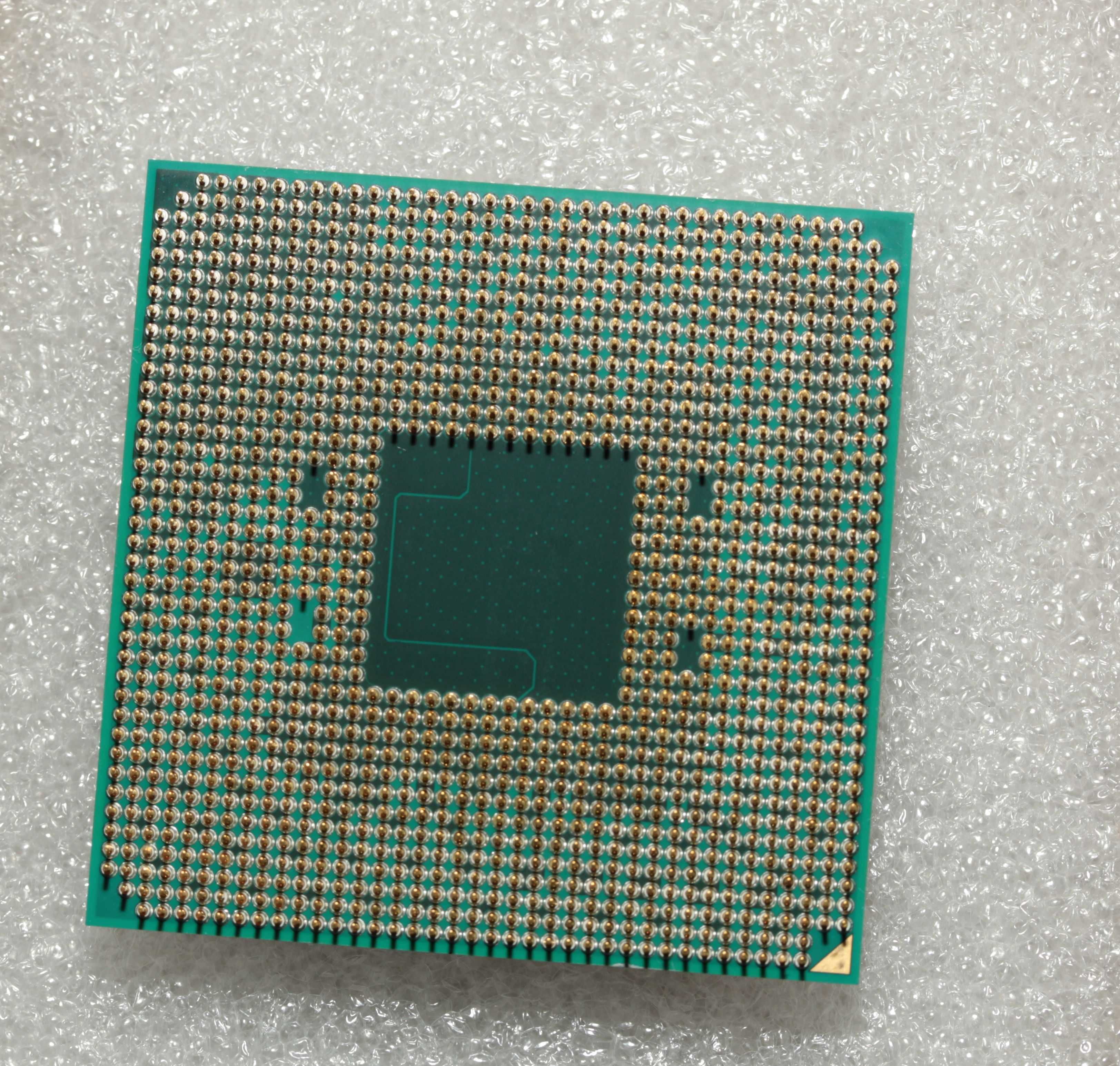 Продам процессор AMD Ryzen 5 3400G