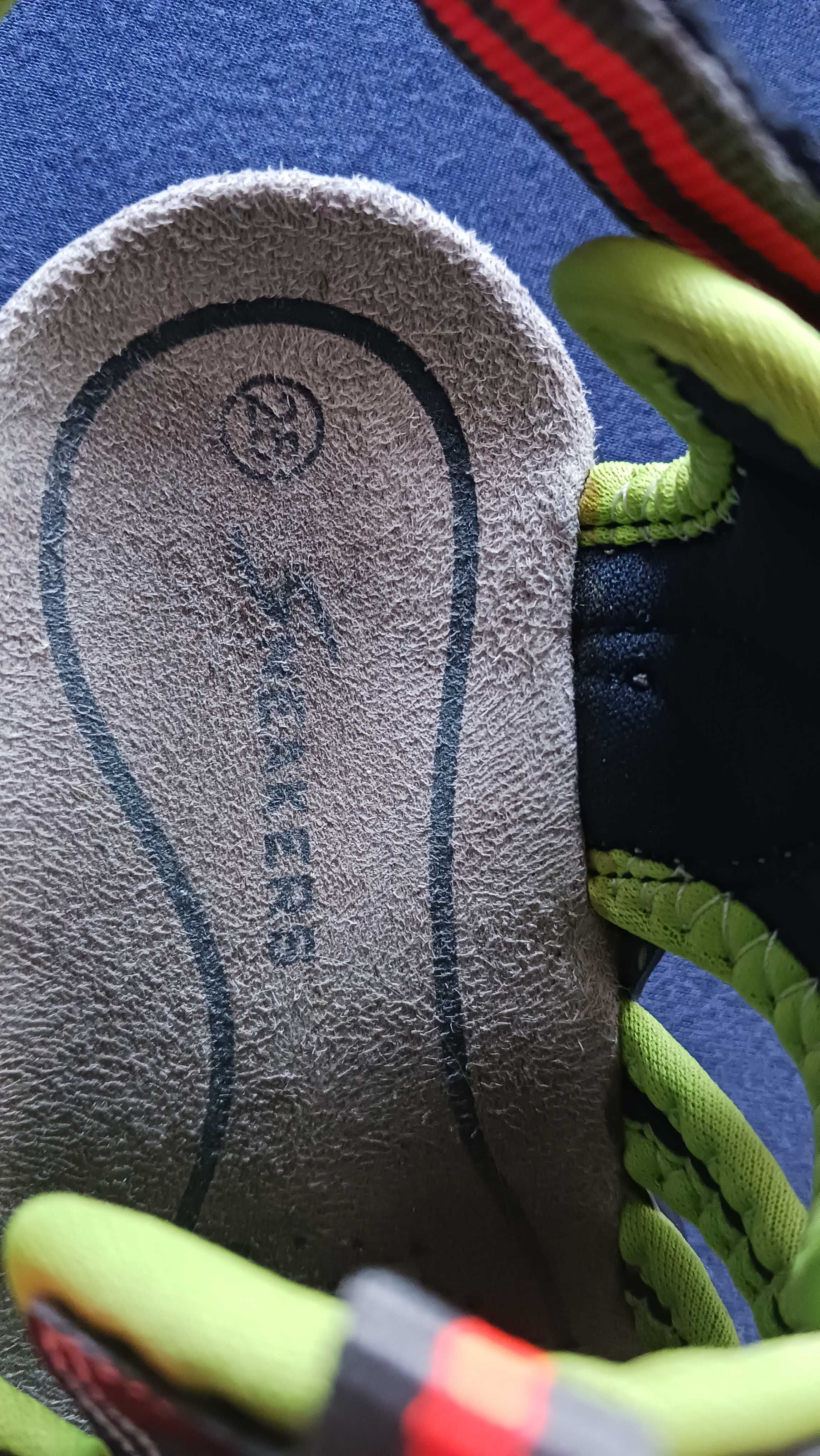 Buciki dziecięce Sneakers rozmiar 25