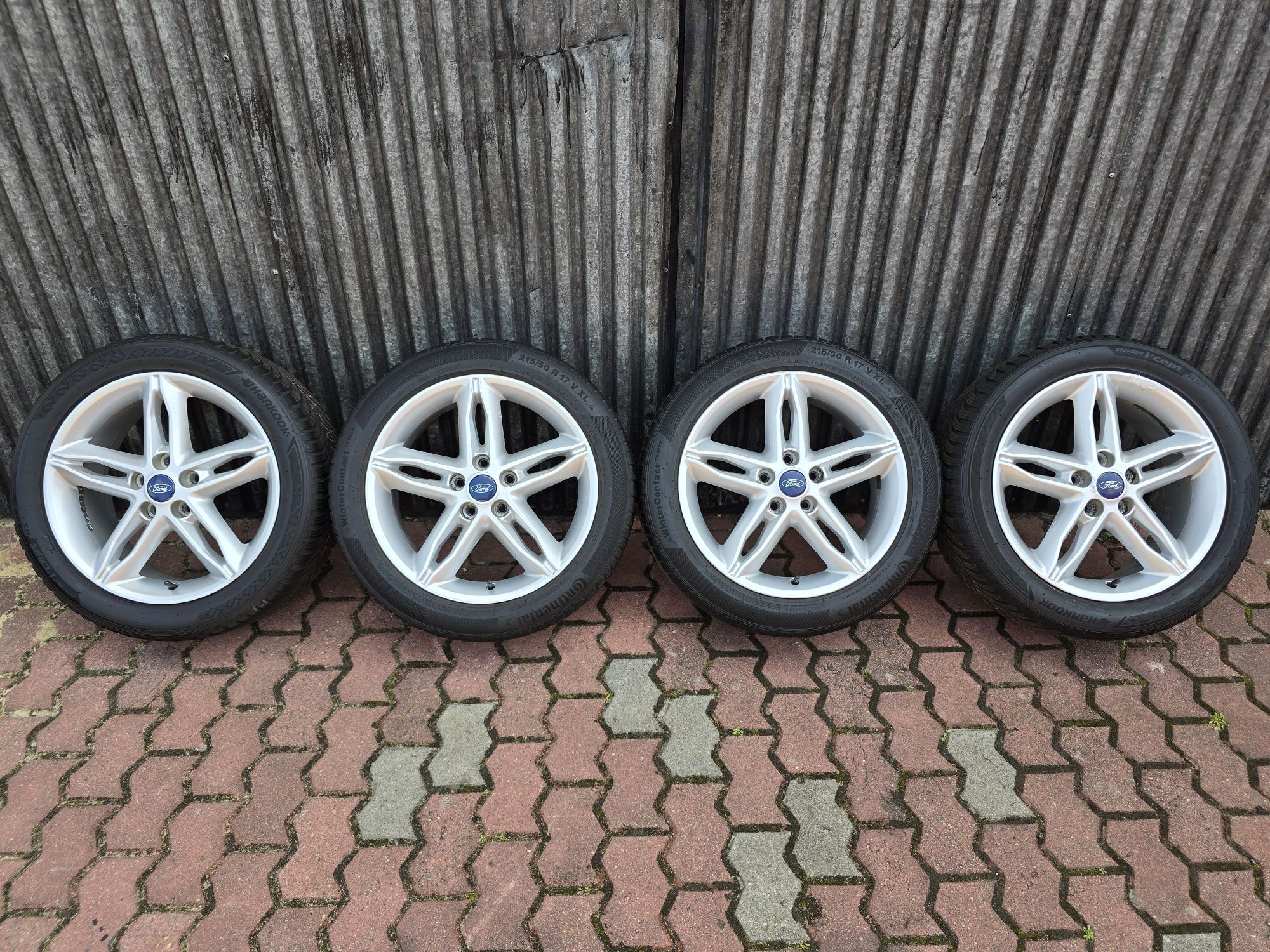 Felgi z oponami 215/50R17 Ford Focus 5x108 Mondeo C-Max S-max Kuga