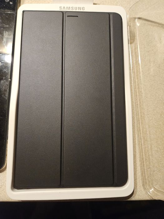 Oryginalne etui Samsung Galaxy Tab a 8 cali