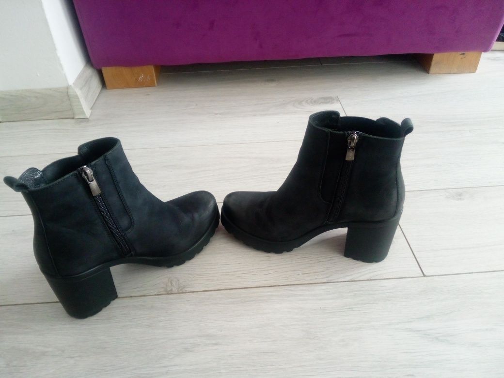 Botki skórzane Lasocki r. 35