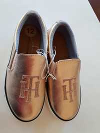 Sprzedam buty trampki Tommy Hilfiger.