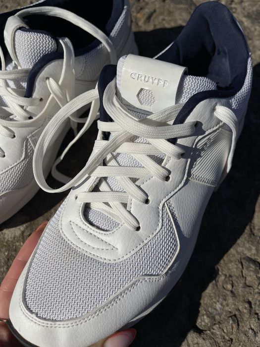 Кросівки чоловічі, кроссовки белые