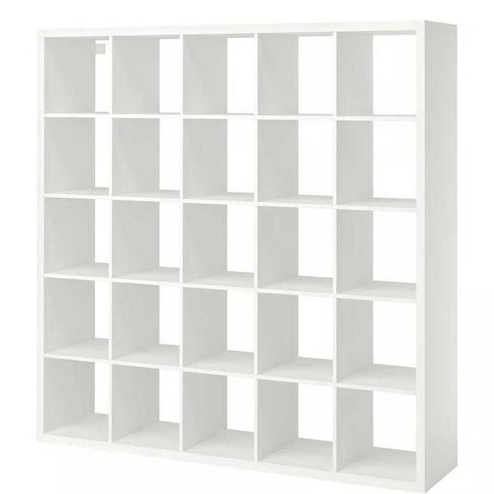 Estate modular branca com 25 divisórias