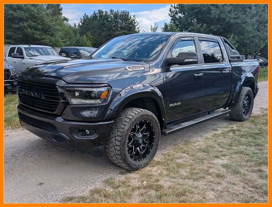 RAM 1500 RAM 1500 5.7 4x4 koła 20" poszerzenia orurowanie fv23%