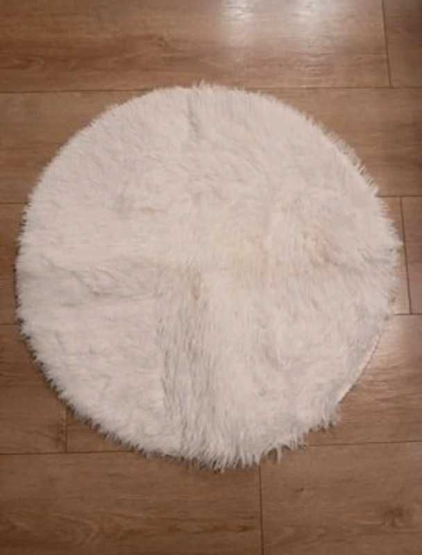 Nowy biały dywan okrągły puszysty