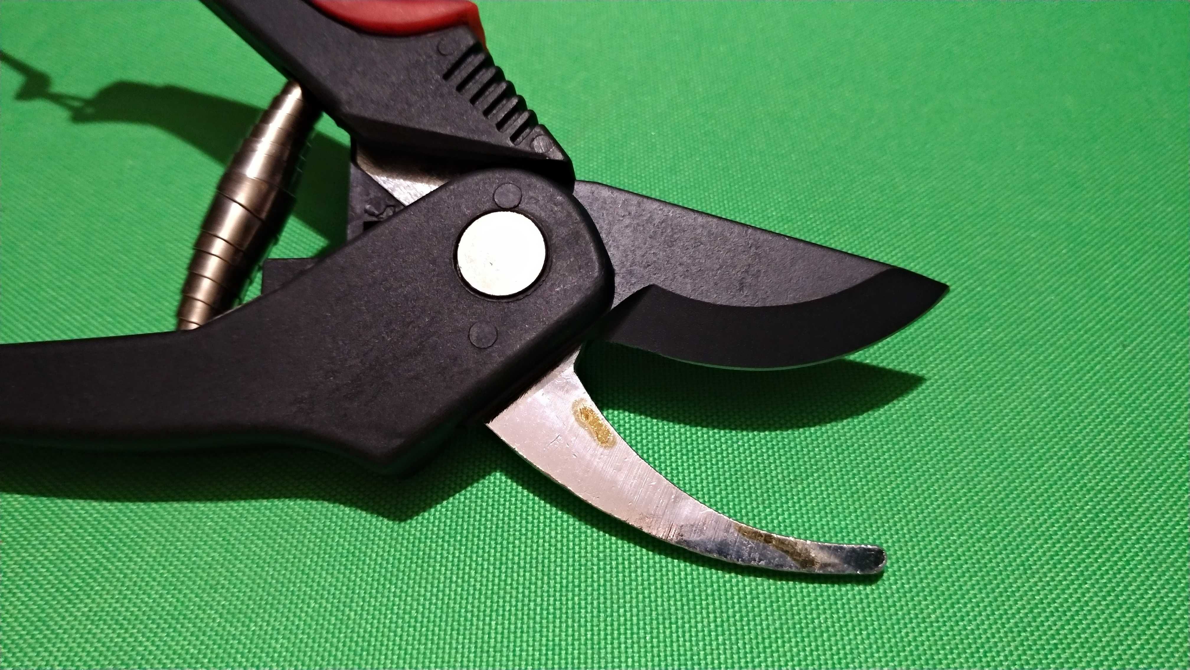 Секатор садовый Tools