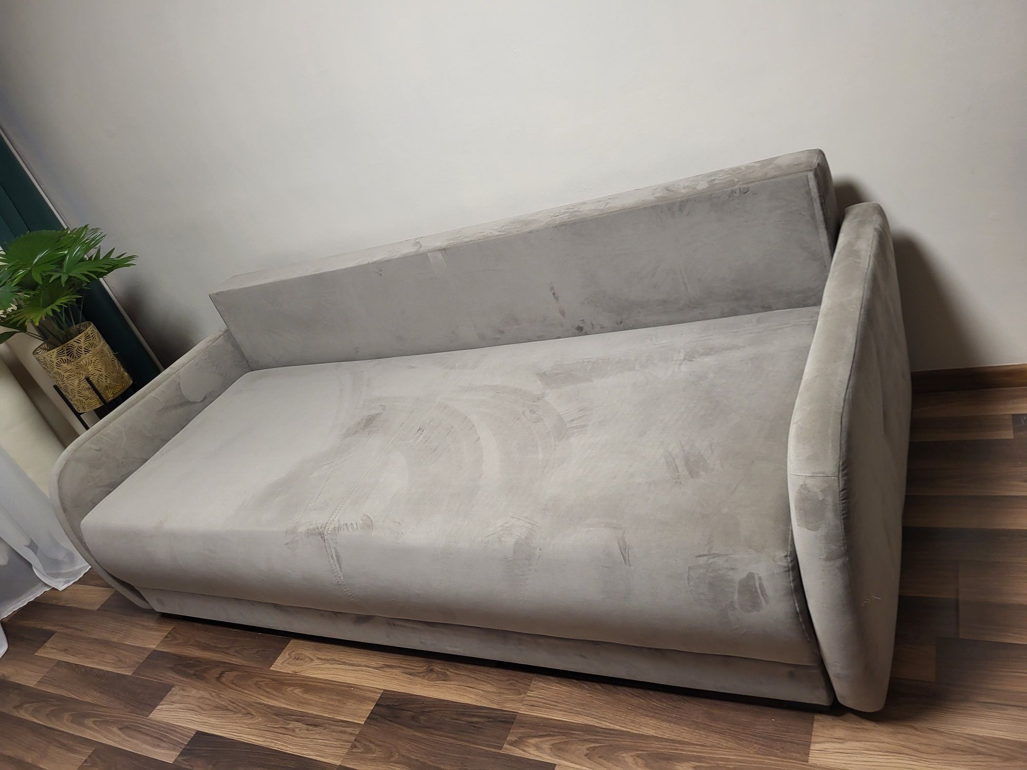 Sofa w bardzo dobrym stanie 220cm