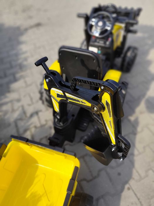 Wielki traktor-koparka na akumulator 24V z przyczepką – 720‑T  2–5 lat