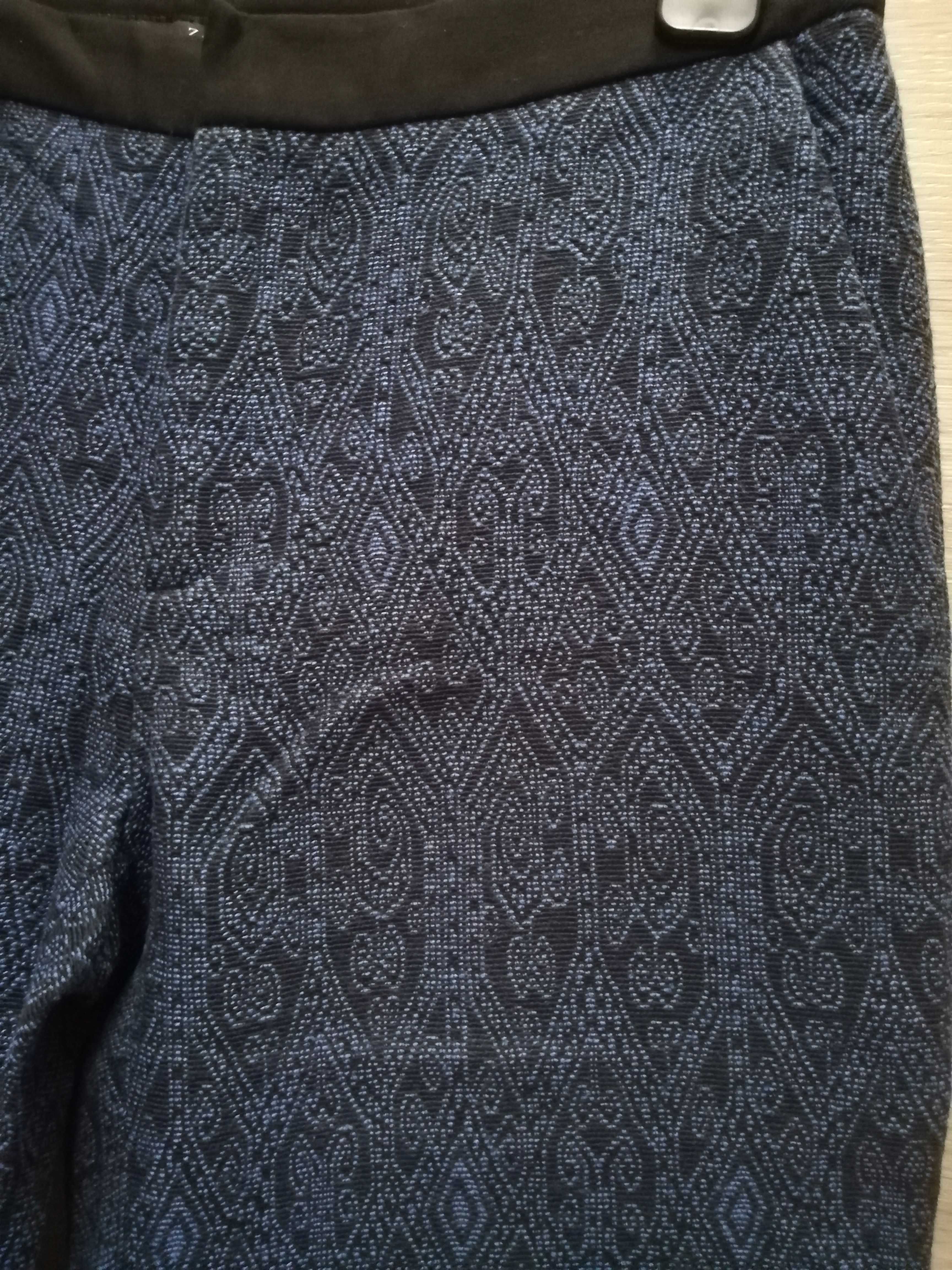 Zara spodnie damskie cygaretki długa rozmiar XS/S