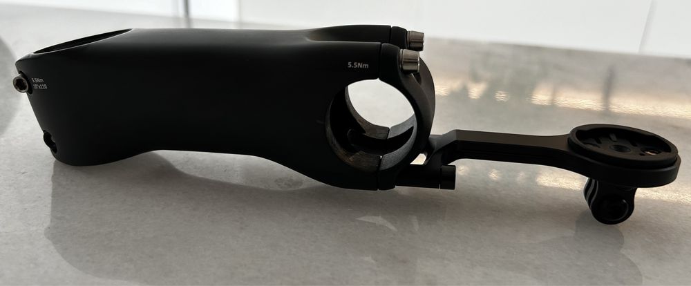 Avanço carbono Giant Contact SLR 110mm x 10° com suporte para gps