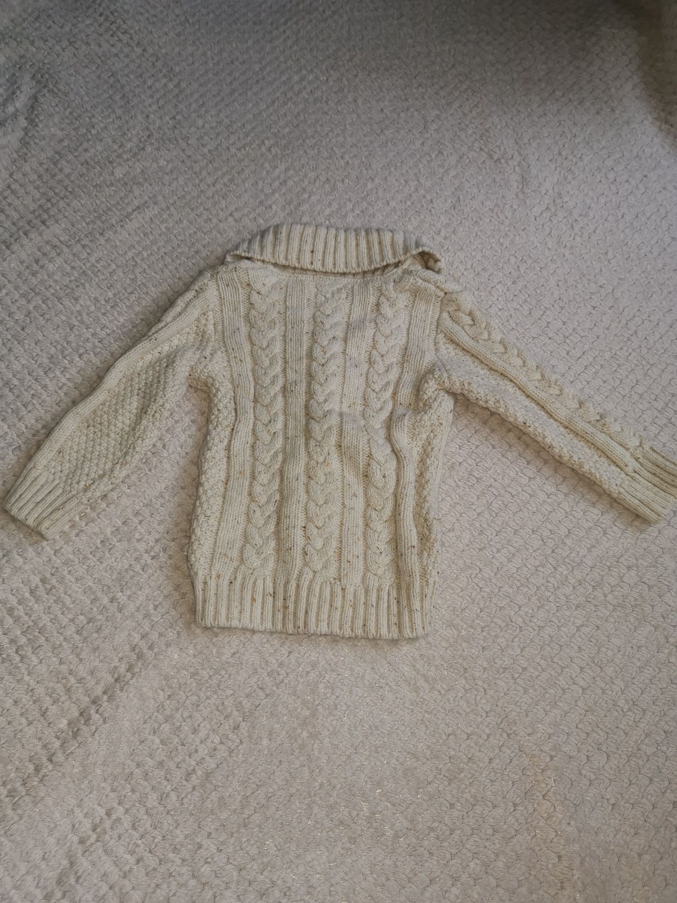 Sweter dziecięcy z domieszką wełny