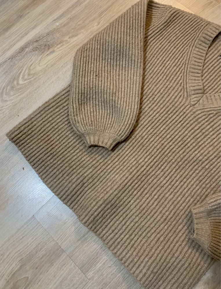 Sweter elegancki gruby dzianina dekolt V