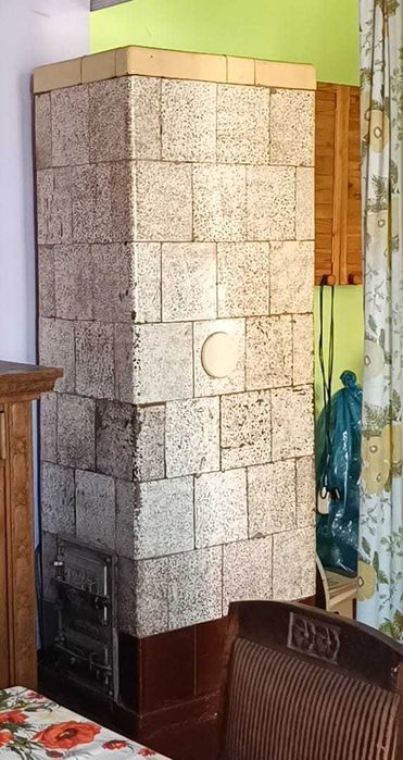Piec kaflowy do demontażu rozbiórki