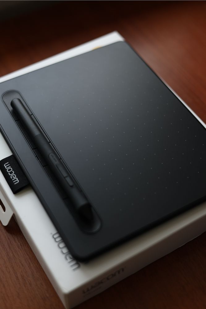 Графічний планшет Wacom Intuos S Bluetooth Black