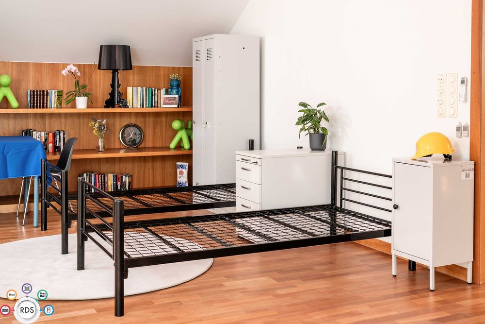 Łóżko metalowe pojedyncze z MATERACEM Łóżka WOJSKOWE hotelowe 90x200