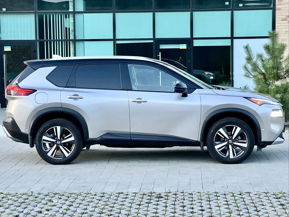 Nissan Rogue 2021 рік Platinum. III покоління, 2,5 Xtronic AWD