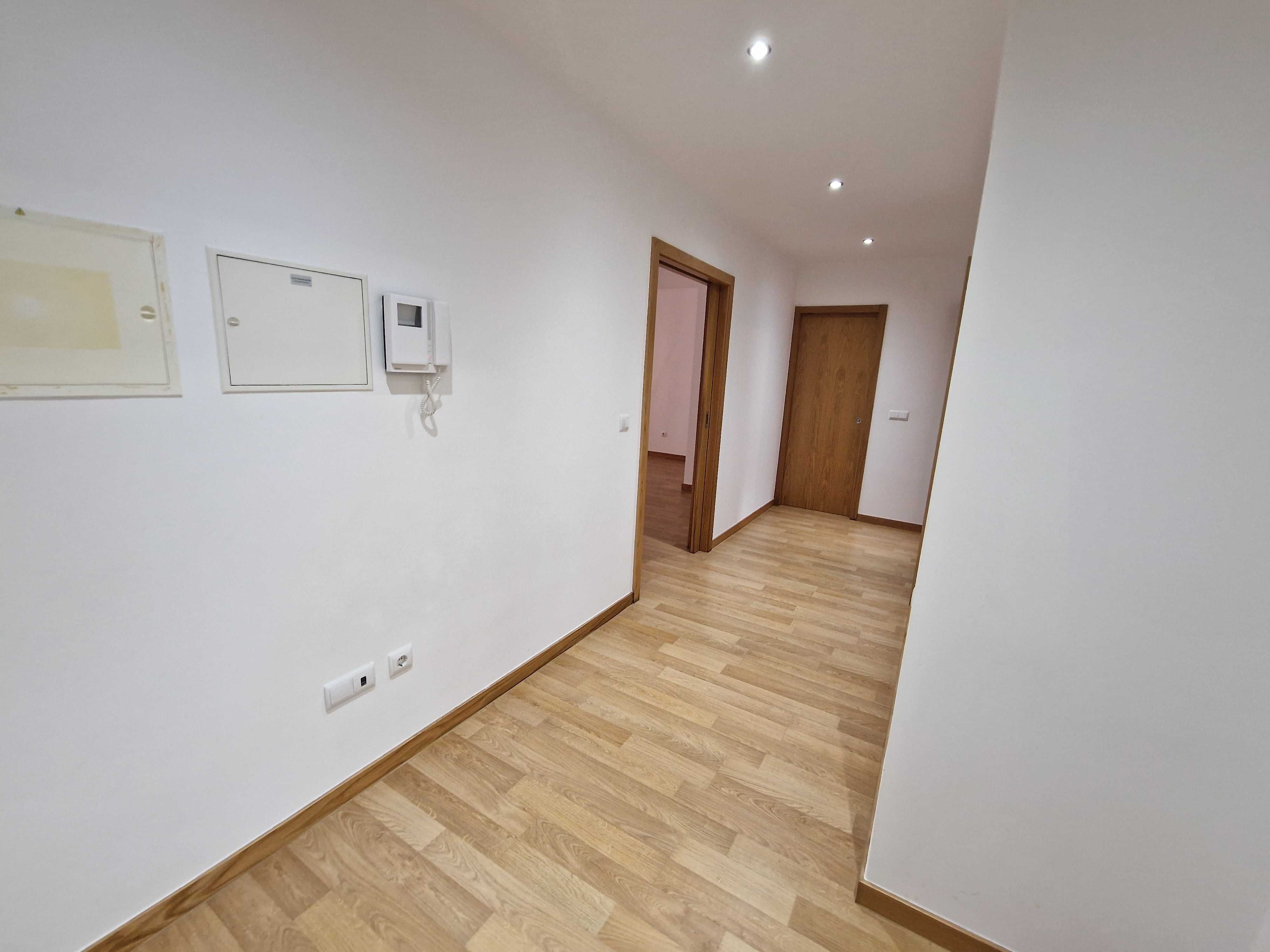 Arrenda-se Apartamento T2 Quinta do Cedro – 117 m²