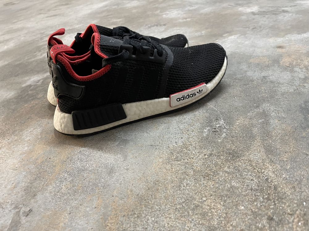 Sapatilhas adidas NMD R1