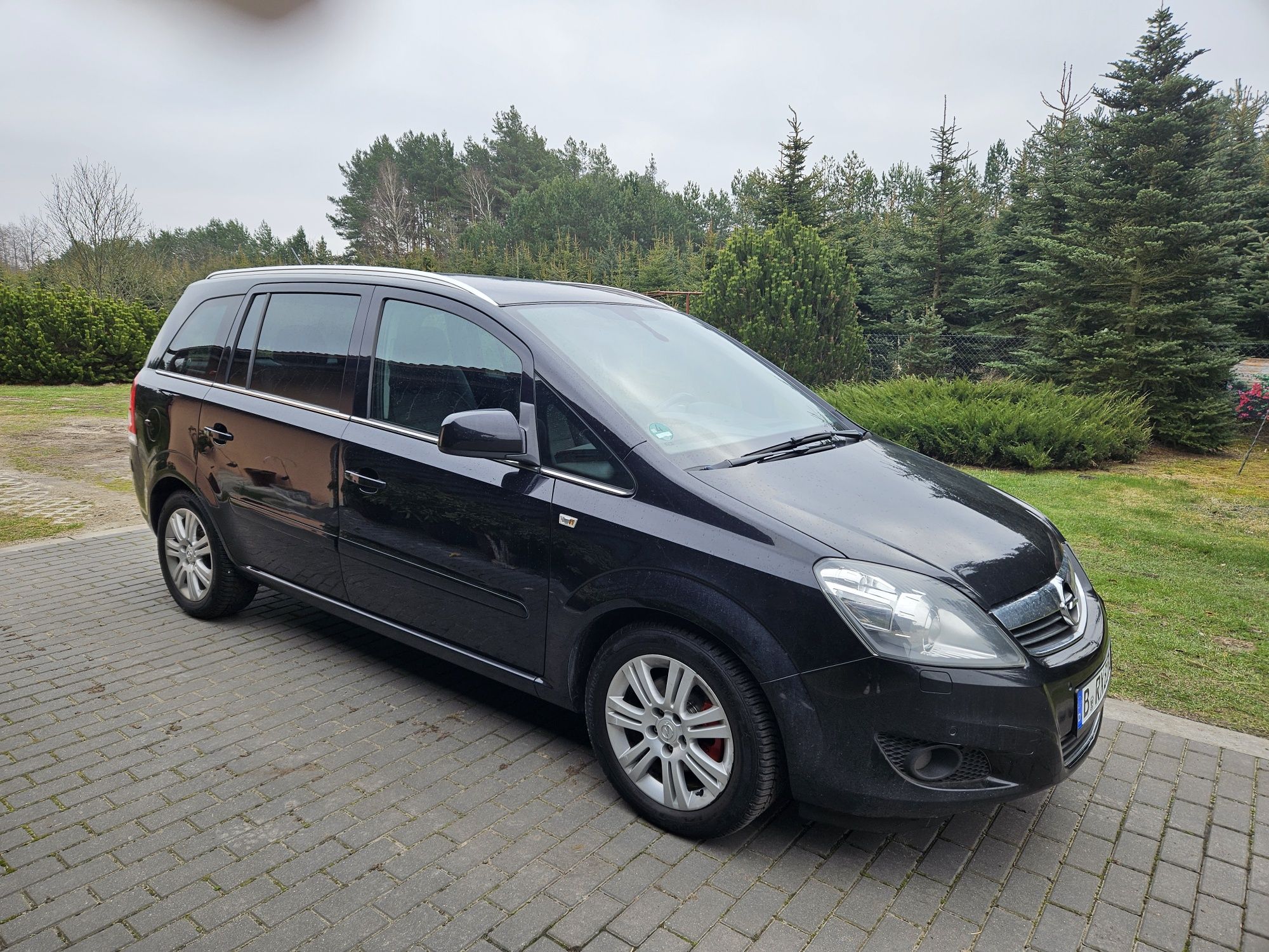 Opel Zafira! Rok produkcji 2010 ! Benzyna  Wersja  Kosmo