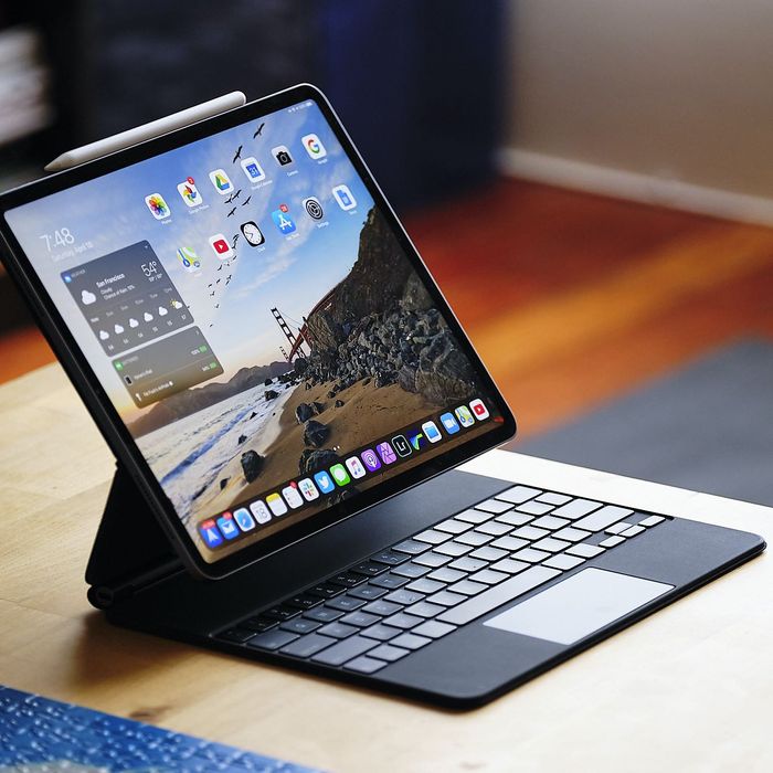 Apple Magic Keyboard — клавіатура для iPad Pro / Air, стан відмінний