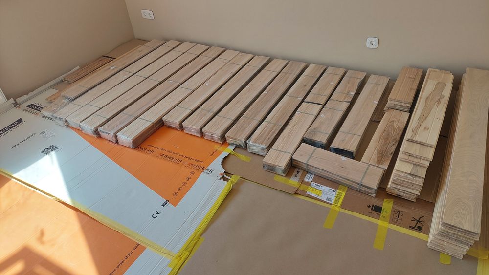 Паркет масив ясен 15 кв. м, новий.