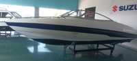 Barco CARAVELLE 530 com motor MERCRUISER 150HP 4Tempos