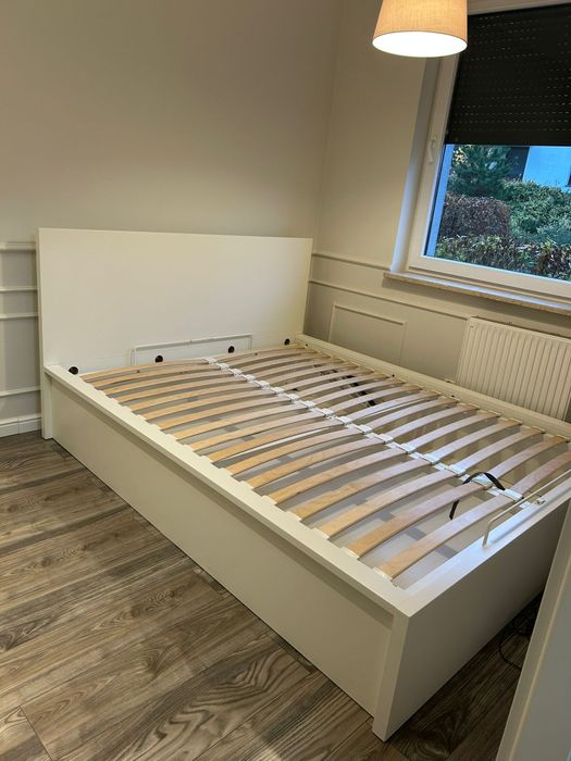 Łóżko z pojemnikiem MALM