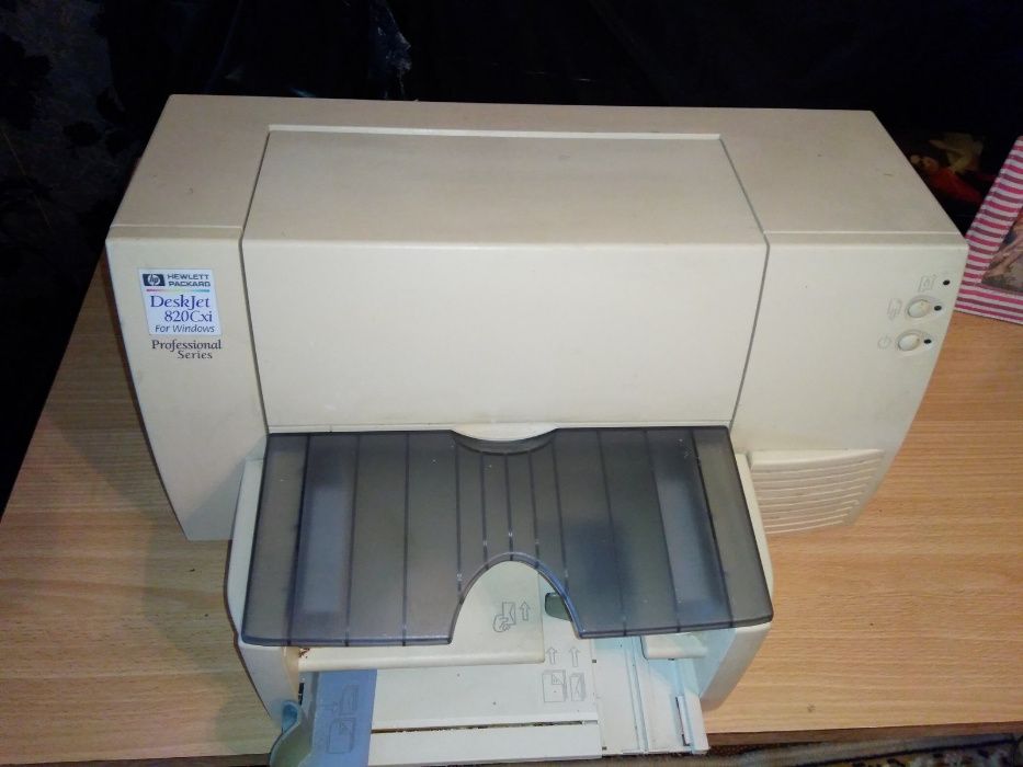 Принтер HP desk jet 820