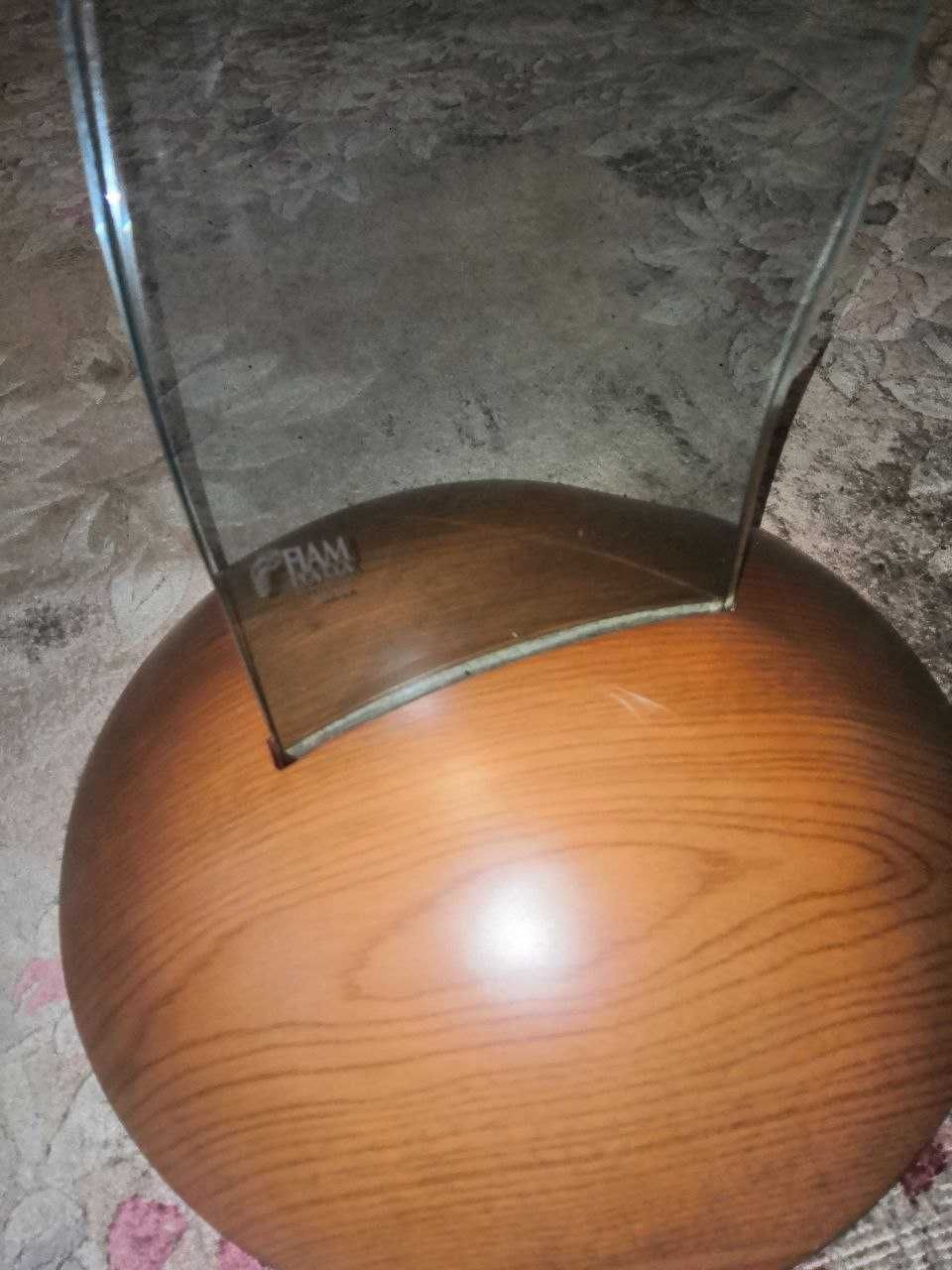 Стеклянная стойка вешалка для одежды Fiam