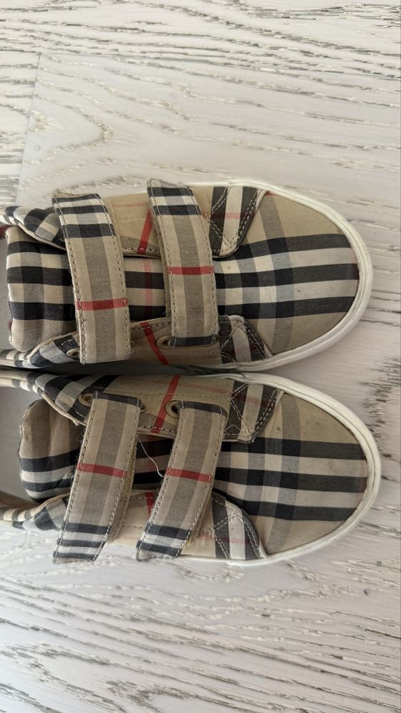 Burberry кеді детячі