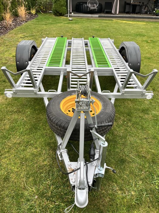 Przyczepka do motocykli laweta najazd