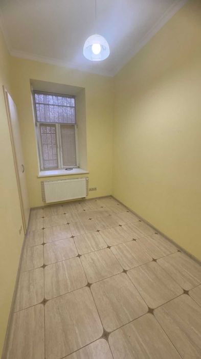 Продаж 1к квартири центр міста вул. Драгоманова