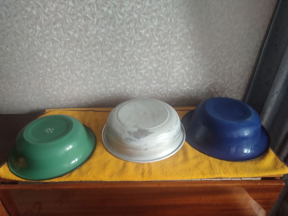 Продаю  вазы конфетницы СССР  бокалы для пива