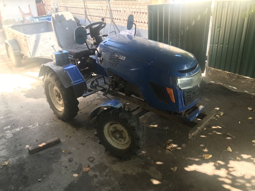 Продам      Трактор DW180