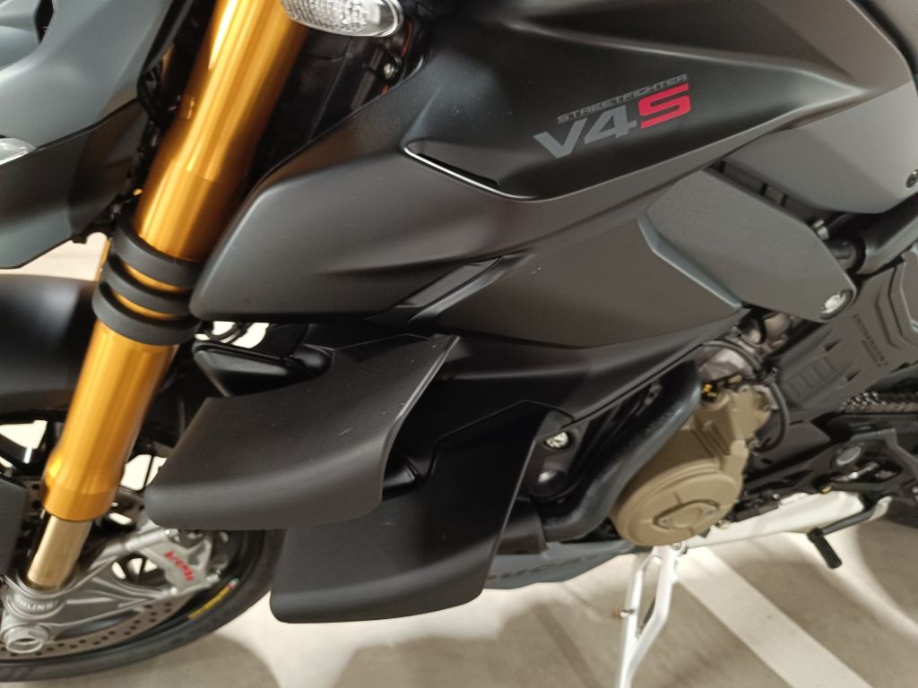 Ducati Streetfigther V4 S