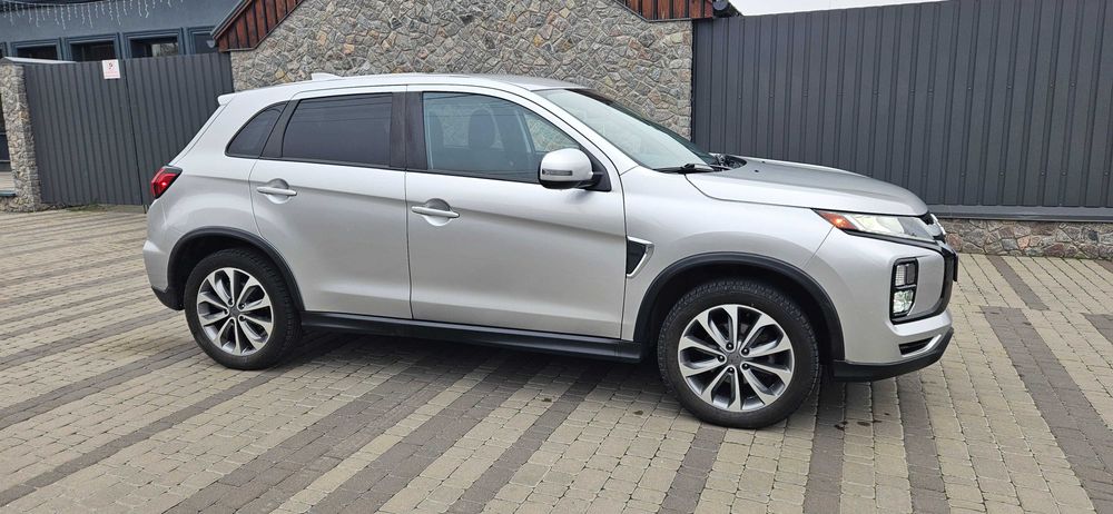 Mitsubishi RVR ASX Outlander Sport 2021 року