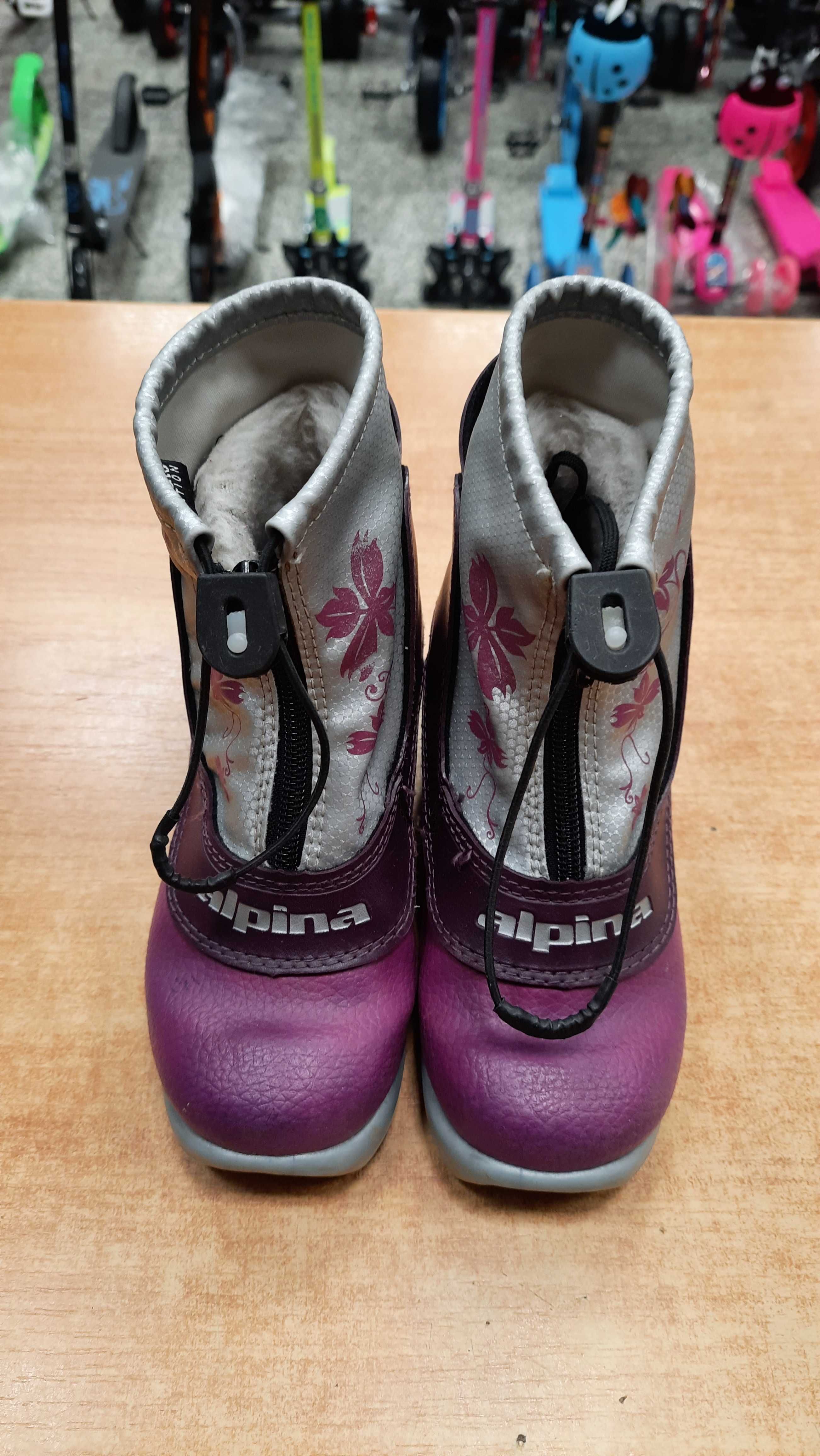 Buty do nart biegowych ALPINA ( rozmiar 30 )