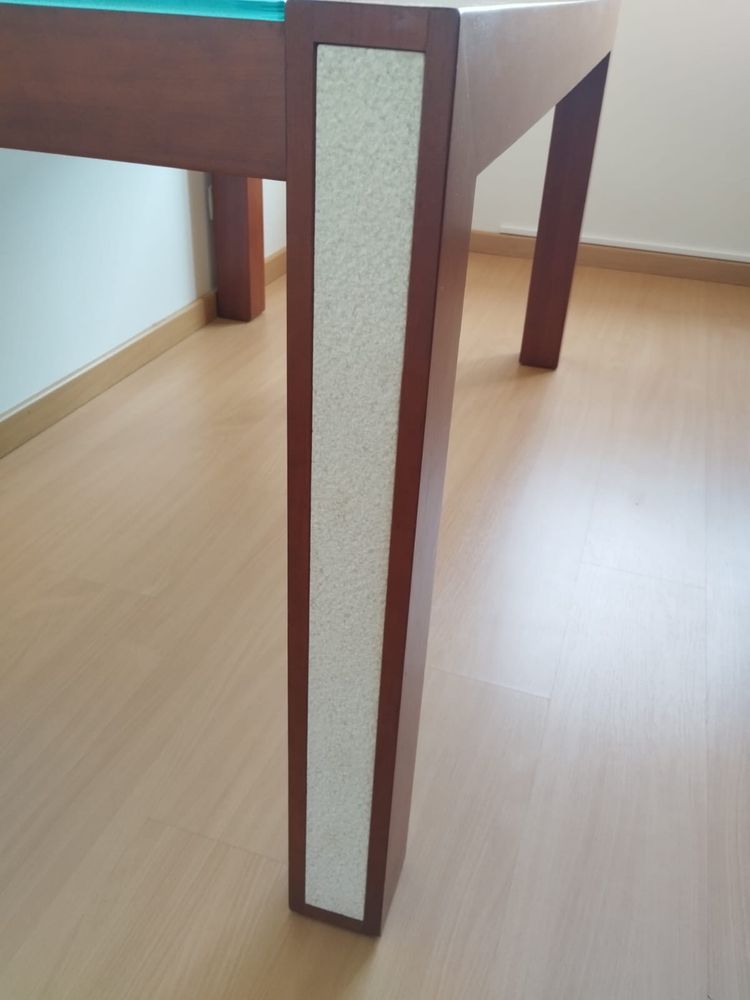 Mesa de sala de jantar madeira maciça