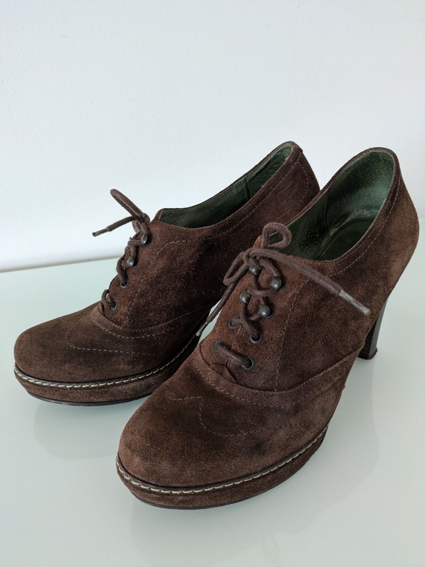 Botins de Salto Haity
