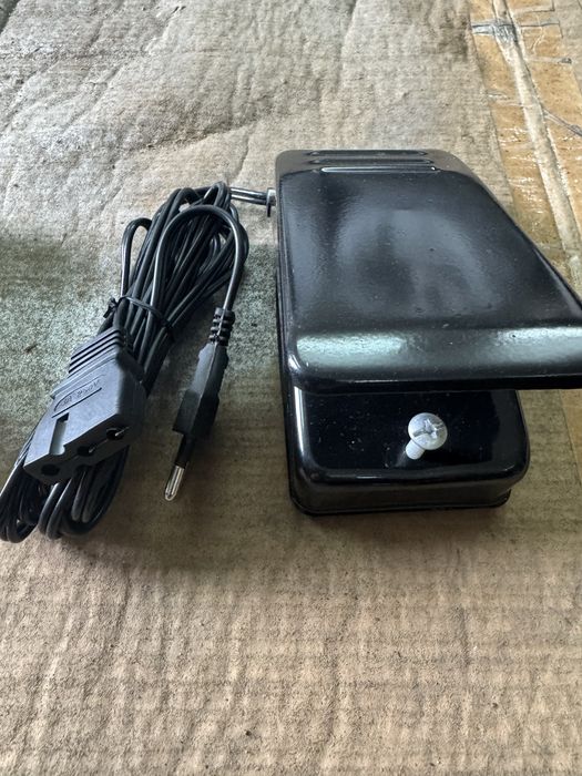 Двигун для швейної машини