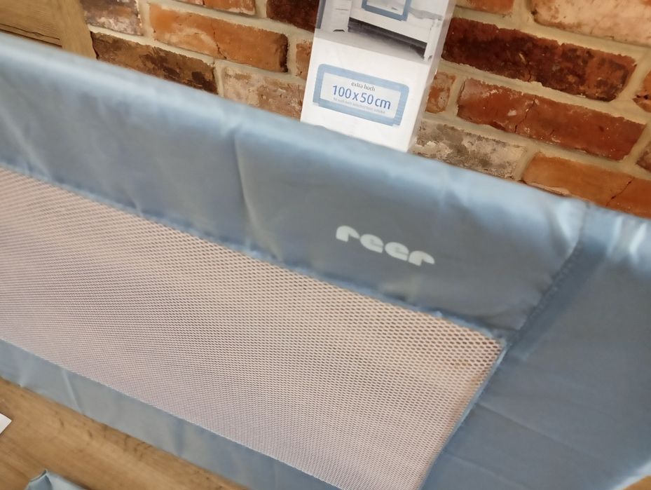 Bramka zabezpieczająca na łóżko Reer