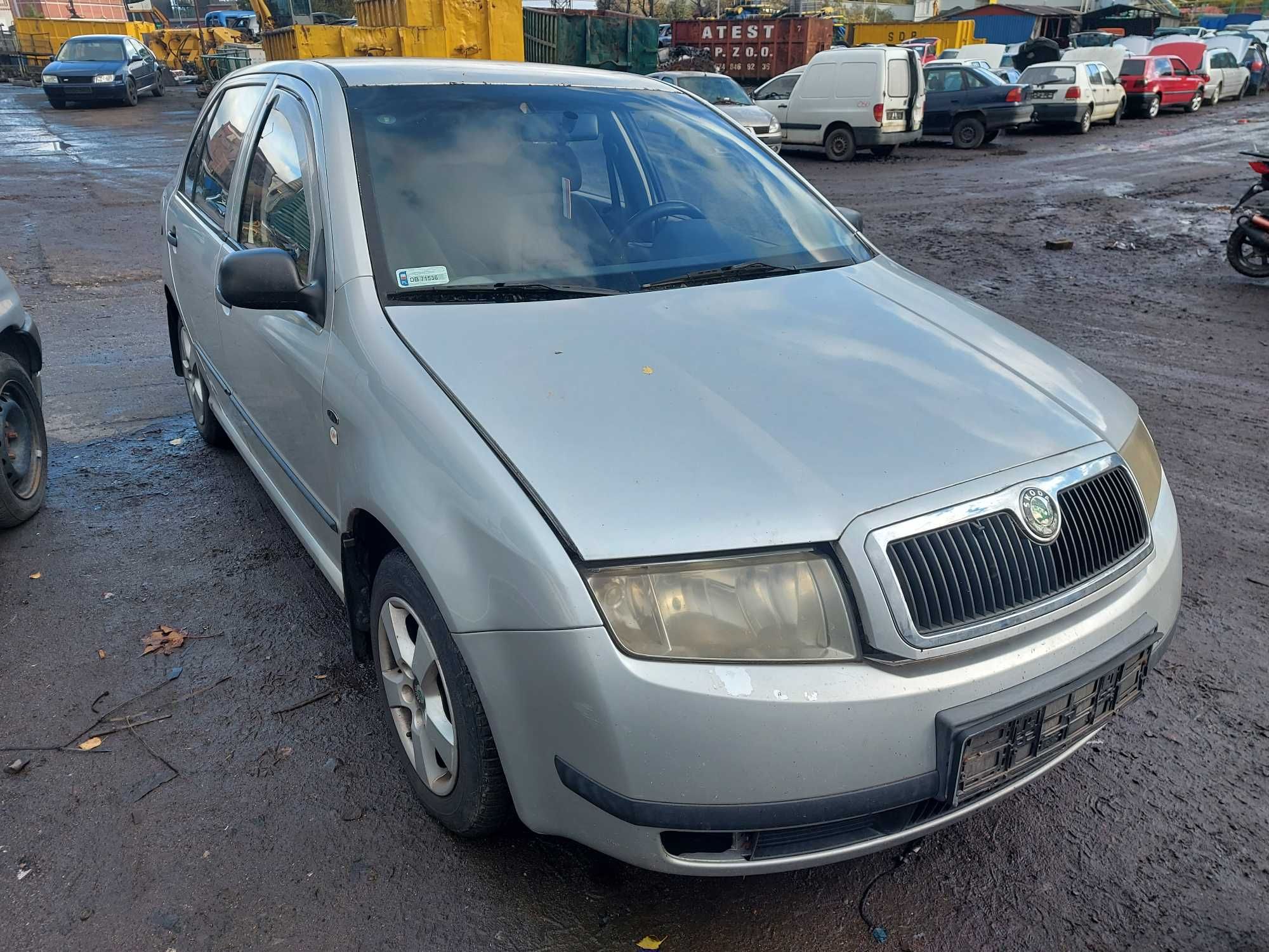 Skoda Fabia I Lift 9102 maska przednia srebrna FV części/dostawa