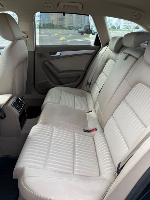 Audi a4 у кузові b8